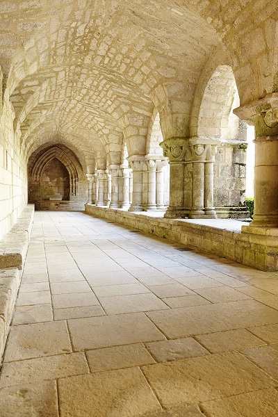 Abbaye de Nieul sur l'Autise en sud vendée près des chambres d'hotes La Boisnière