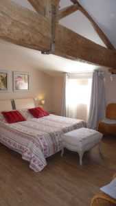 Chambre Glycine en booking chambre dhote Puy du Fou Vendée